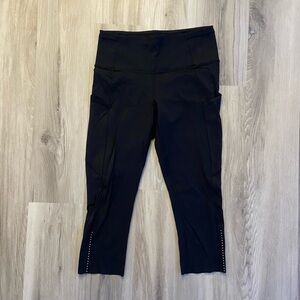 Lululemon black cropped leggings size 6